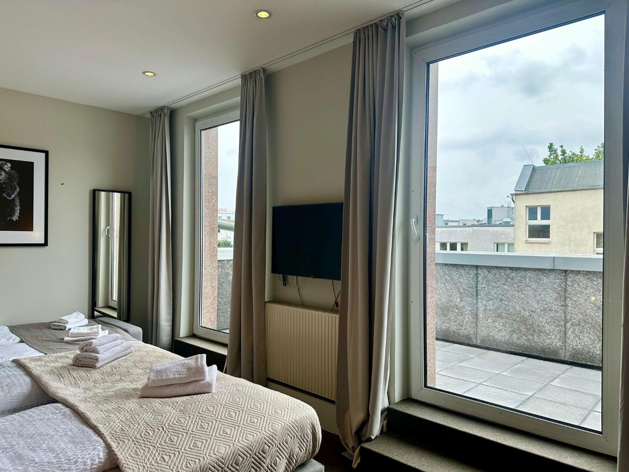 Hotel George Вена Экстерьер фото
